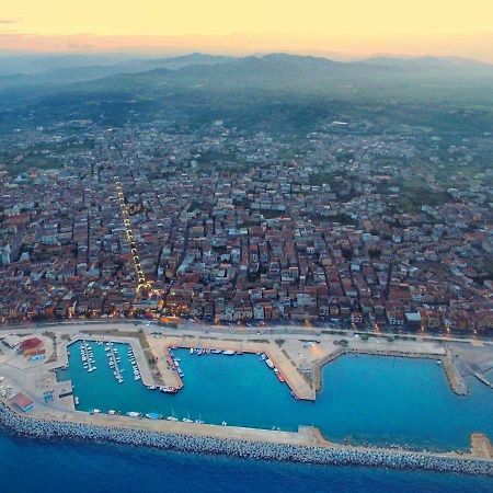 Climatizzato In Centro A 100M Dal Mare Villa Cirò Marina Exterior foto