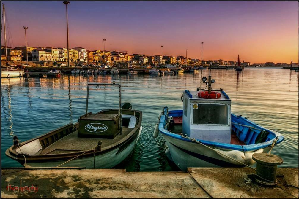Climatizzato In Centro A 100M Dal Mare Villa Cirò Marina Exterior foto