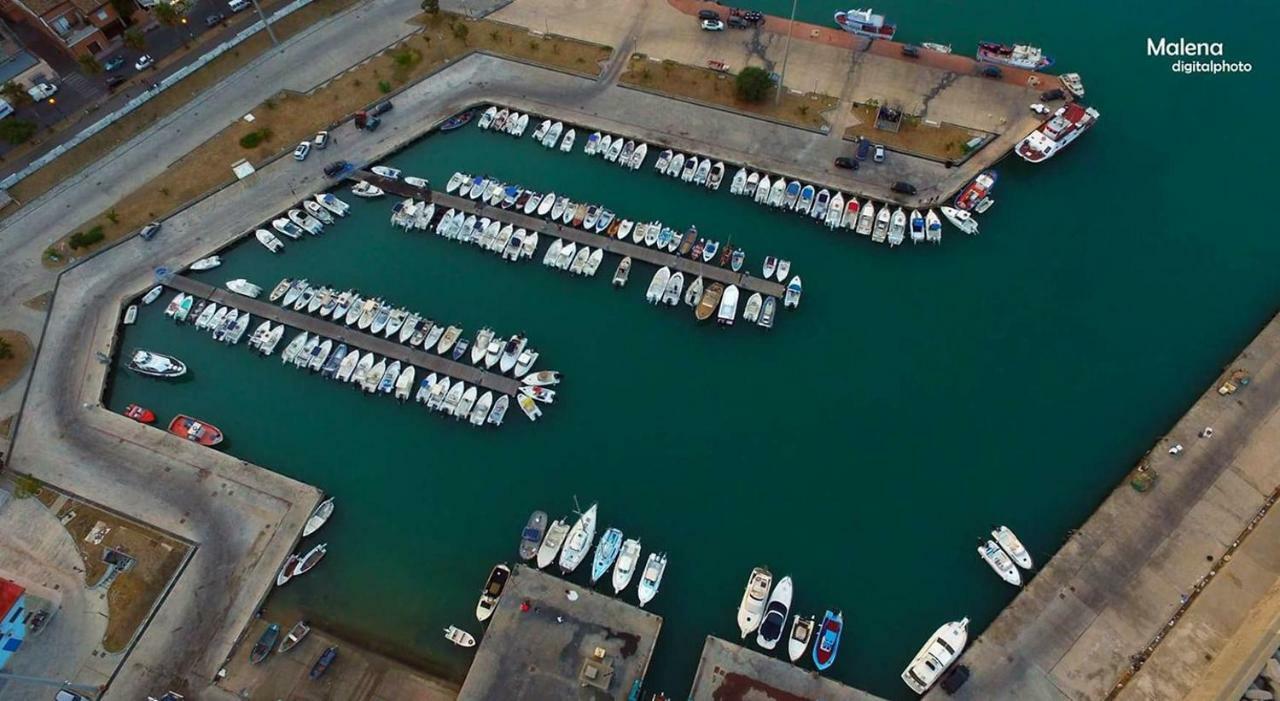 Climatizzato In Centro A 100M Dal Mare Villa Cirò Marina Exterior foto